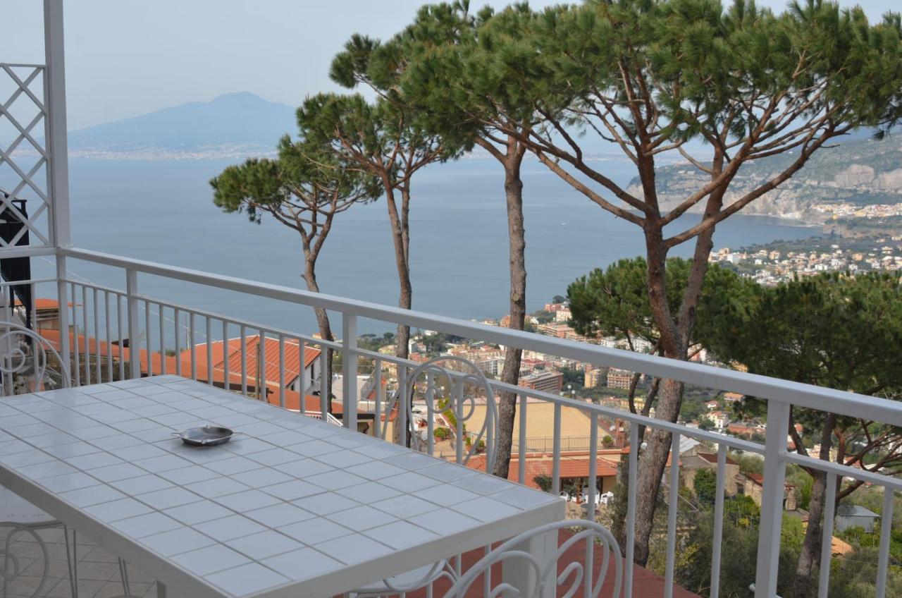 Residence Le Terrazze Sorrento Esterno foto